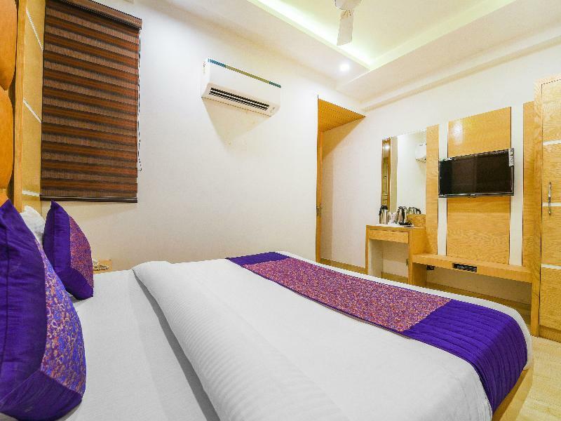 Oyo 15836 Pleasure River Front Resort Tuem Exterior photo