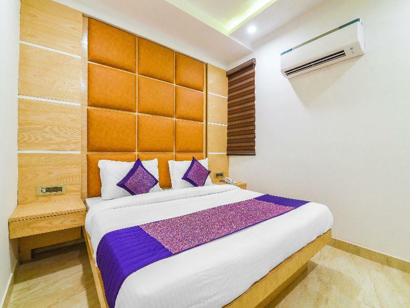 Oyo 15836 Pleasure River Front Resort Tuem Exterior photo