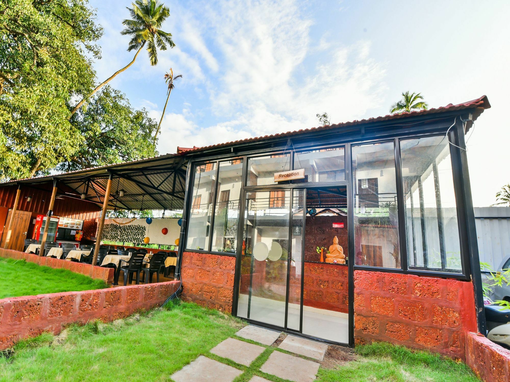 Oyo 15836 Pleasure River Front Resort Tuem Exterior photo